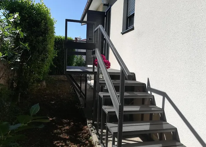 Apartments 4U