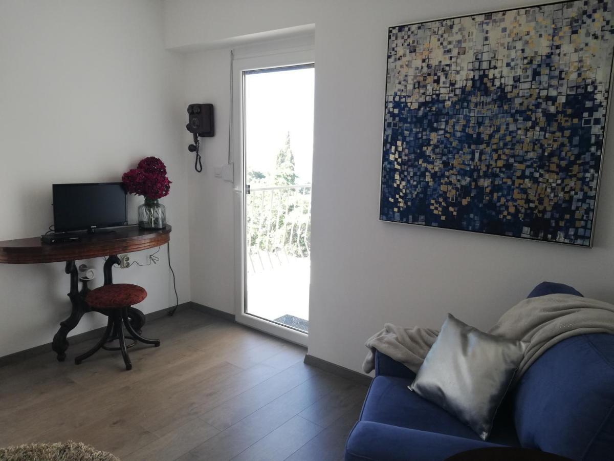 4u Apartment